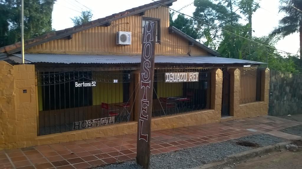 Iguazu Rey Hostel Puerto Iguazú Exteriör bild